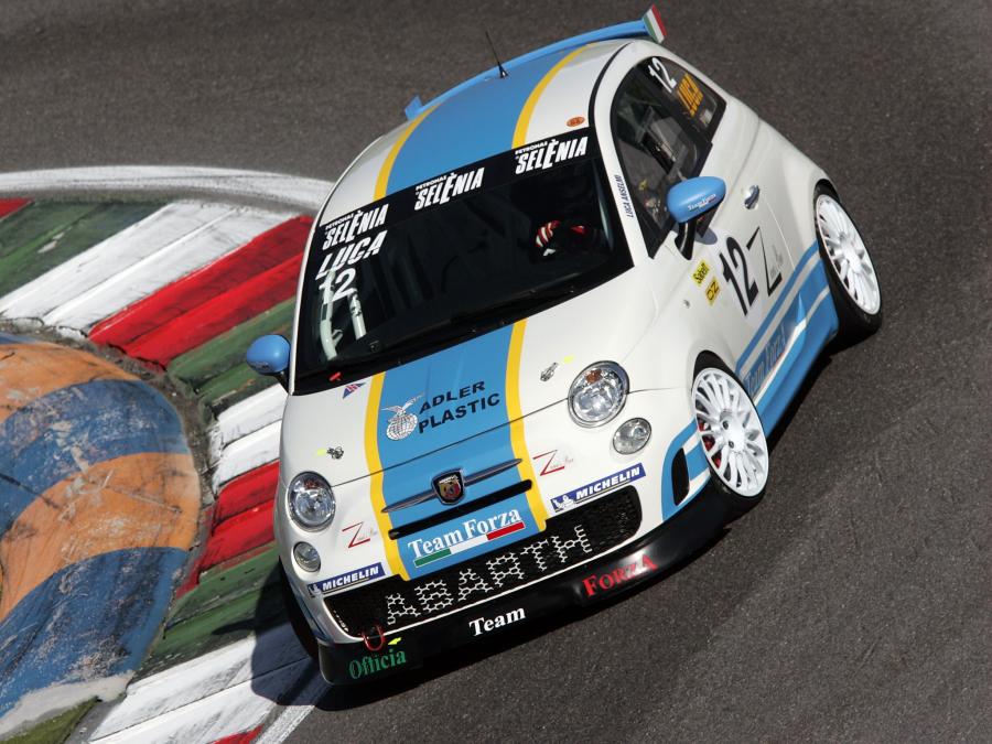  Abarth 695 Assetto Corse 2012 года  (фото 12 из 16)
